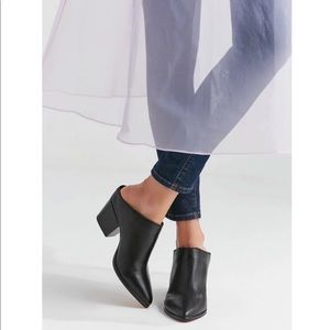 Dolce Vita Mule Heel